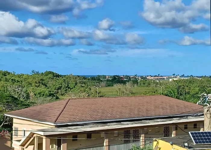 Apartment Close To Airport *